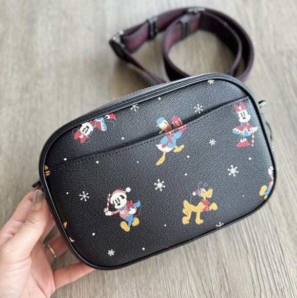 NWT Coach CN027 Disney Mini Jamie Camera Bag with Holiday Print Black Multi - Picture 3 of 4